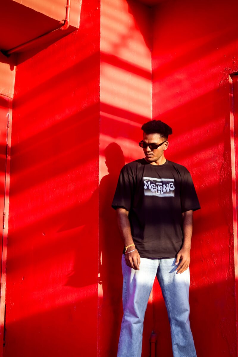 Black oversized Tee - Melting